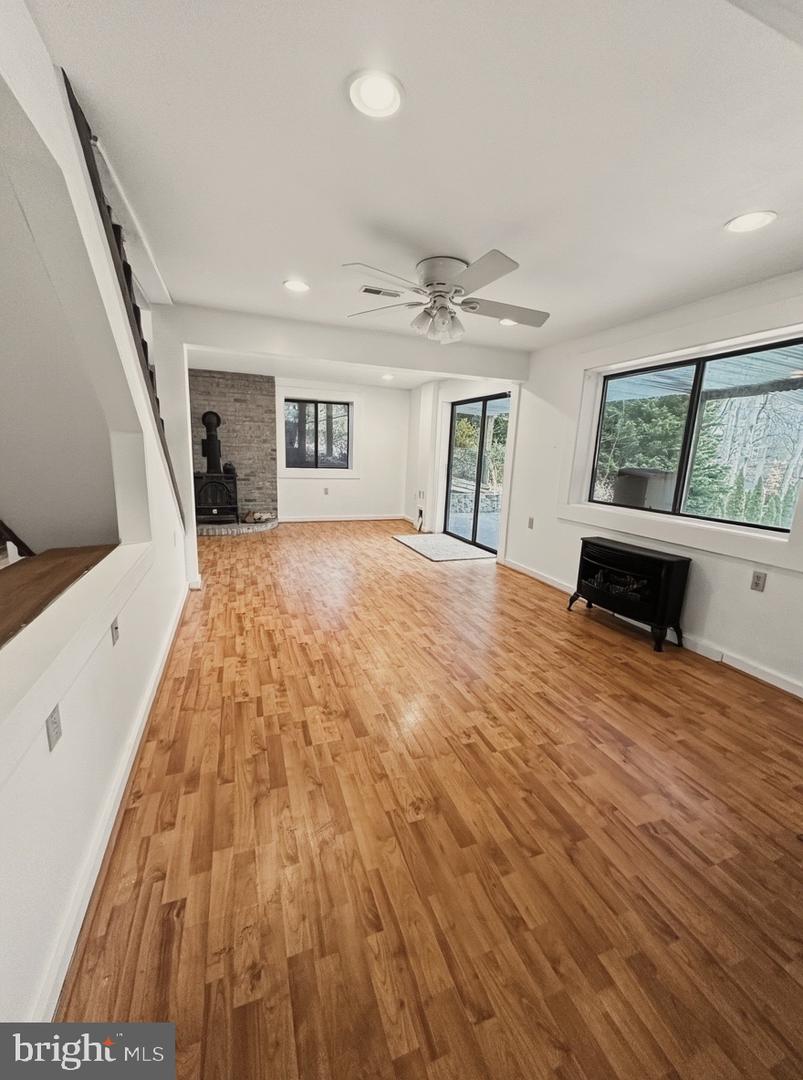 15408 SUNSET HARBOUR BLVD, MINERAL, Virginia 23117, 3 Bedrooms Bedrooms, ,4 BathroomsBathrooms,Residential,For sale,15408 SUNSET HARBOUR BLVD,VASP2037600 MLS # VASP2037600