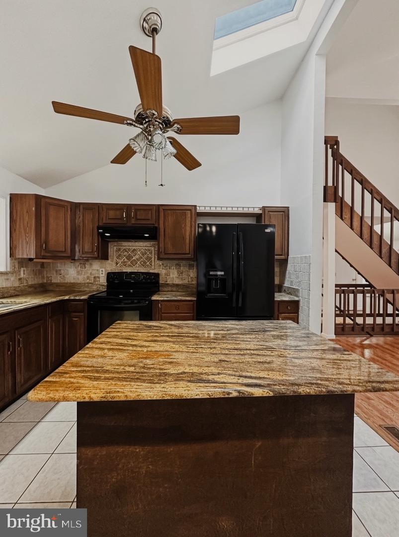 15408 SUNSET HARBOUR BLVD, MINERAL, Virginia 23117, 3 Bedrooms Bedrooms, ,4 BathroomsBathrooms,Residential,For sale,15408 SUNSET HARBOUR BLVD,VASP2037600 MLS # VASP2037600