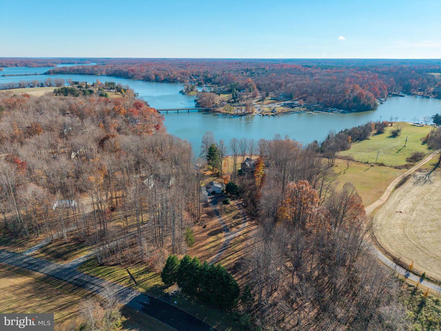 15408 SUNSET HARBOUR BLVD, MINERAL, Virginia 23117, 3 Bedrooms Bedrooms, ,4 BathroomsBathrooms,Residential,For sale,15408 SUNSET HARBOUR BLVD,VASP2037600 MLS # VASP2037600