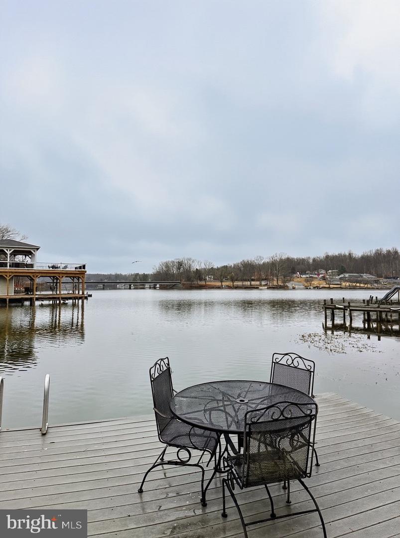 15408 SUNSET HARBOUR BLVD, MINERAL, Virginia 23117, 3 Bedrooms Bedrooms, ,4 BathroomsBathrooms,Residential,For sale,15408 SUNSET HARBOUR BLVD,VASP2037600 MLS # VASP2037600