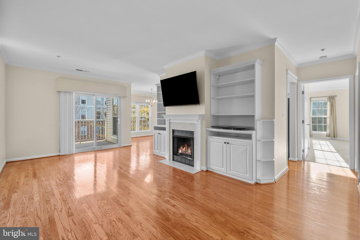 6990 FALLS REACH DR #313, FALLS CHURCH, Virginia 22043, 2 Bedrooms Bedrooms, 7 Rooms Rooms,2 BathroomsBathrooms,Residential,For sale,6990 FALLS REACH DR #313,VAFX2279274 MLS # VAFX2279274