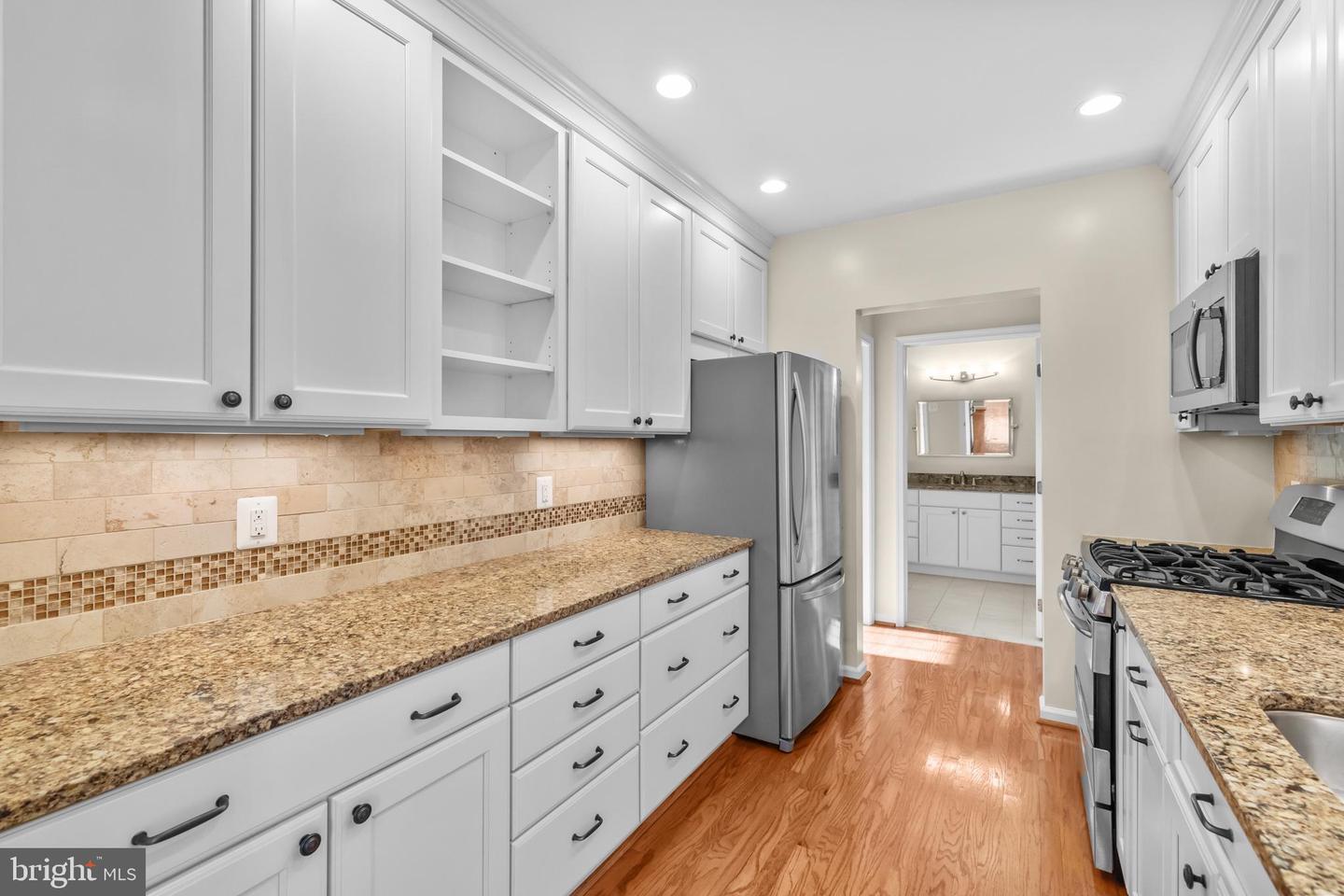 6990 FALLS REACH DR #313, FALLS CHURCH, Virginia 22043, 2 Bedrooms Bedrooms, 7 Rooms Rooms,2 BathroomsBathrooms,Residential,For sale,6990 FALLS REACH DR #313,VAFX2279274 MLS # VAFX2279274