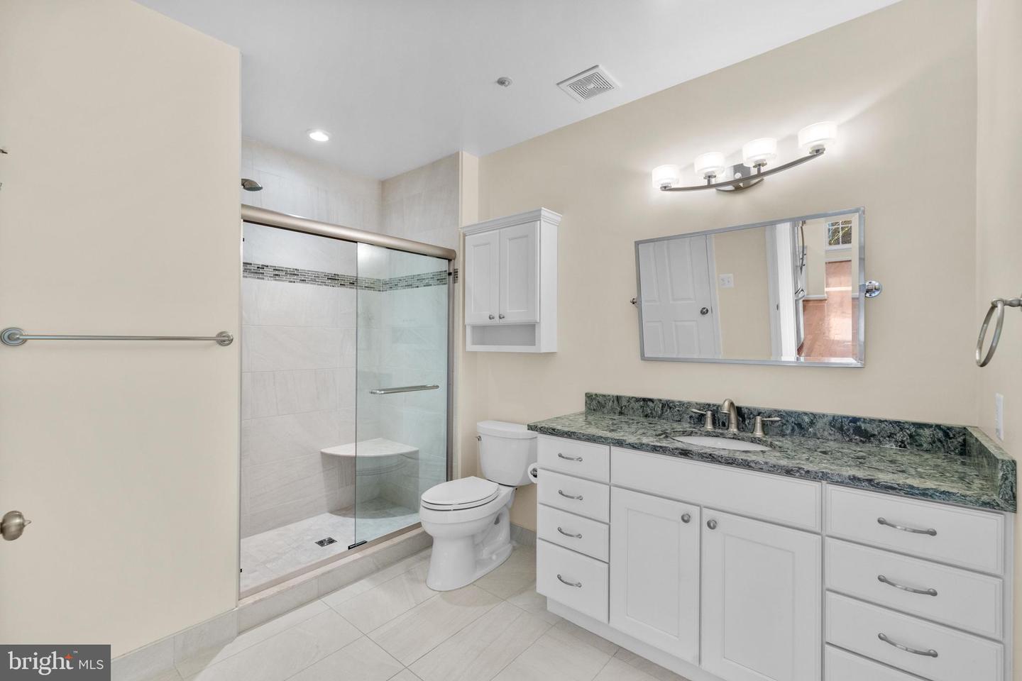 6990 FALLS REACH DR #313, FALLS CHURCH, Virginia 22043, 2 Bedrooms Bedrooms, 7 Rooms Rooms,2 BathroomsBathrooms,Residential,For sale,6990 FALLS REACH DR #313,VAFX2279274 MLS # VAFX2279274