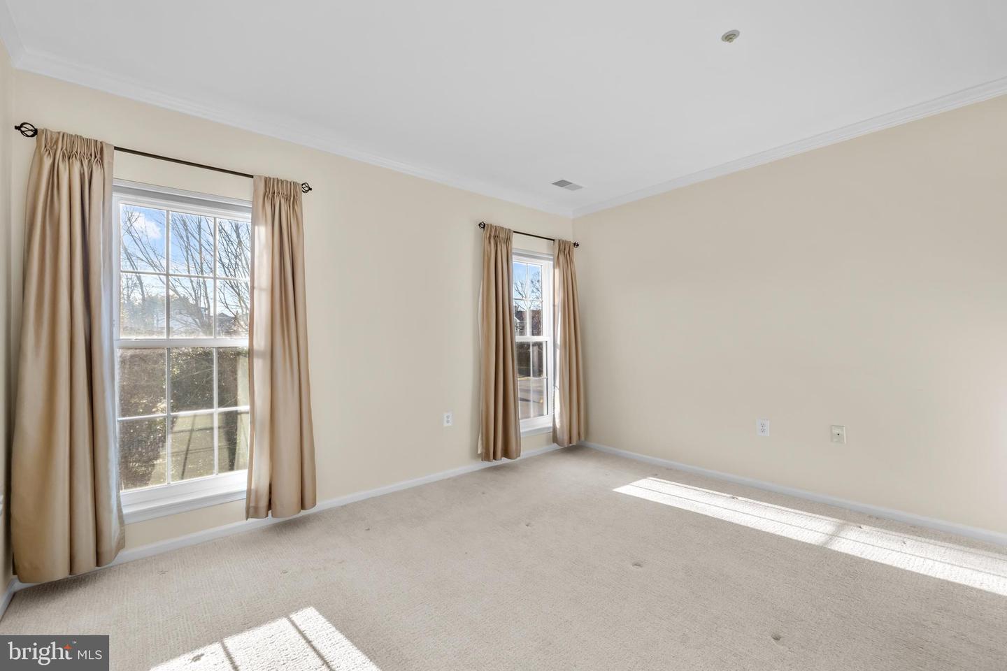 6990 FALLS REACH DR #313, FALLS CHURCH, Virginia 22043, 2 Bedrooms Bedrooms, 7 Rooms Rooms,2 BathroomsBathrooms,Residential,For sale,6990 FALLS REACH DR #313,VAFX2279274 MLS # VAFX2279274