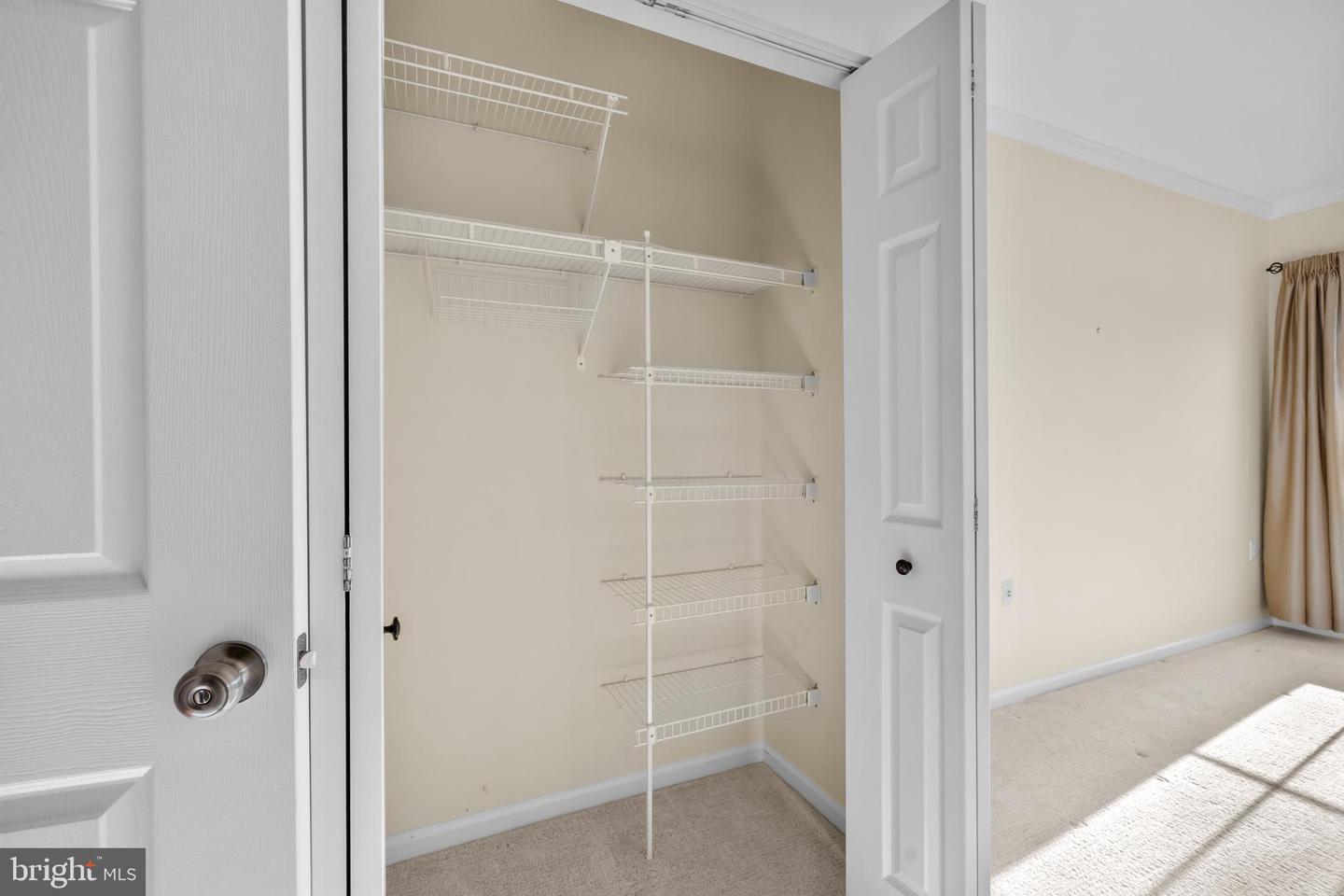 6990 FALLS REACH DR #313, FALLS CHURCH, Virginia 22043, 2 Bedrooms Bedrooms, 7 Rooms Rooms,2 BathroomsBathrooms,Residential,For sale,6990 FALLS REACH DR #313,VAFX2279274 MLS # VAFX2279274