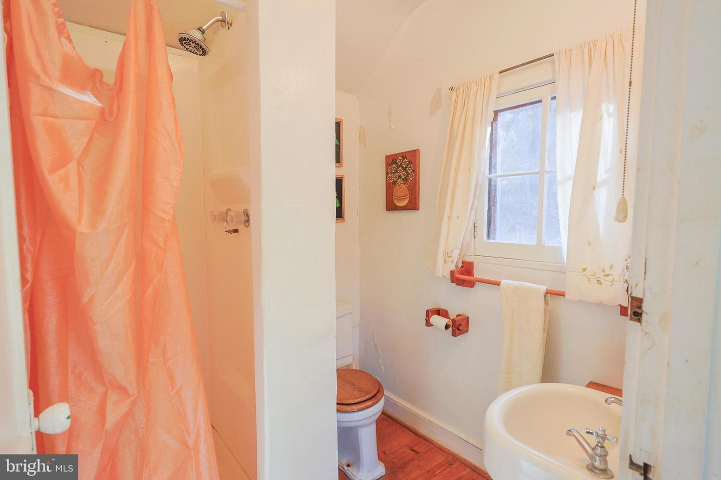 900 RIVER LODGE RD, LURAY, Virginia 22835, 1 Bedroom Bedrooms, ,1 BathroomBathrooms,Residential,For sale,900 RIVER LODGE RD,VAPA2005596 MLS # VAPA2005596