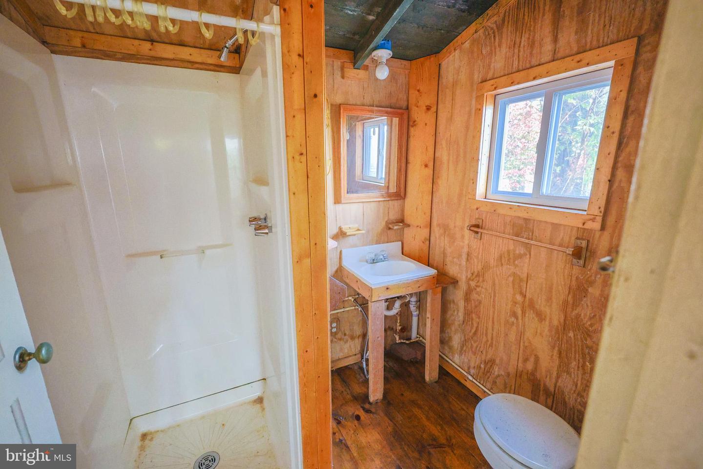 900 RIVER LODGE RD, LURAY, Virginia 22835, 1 Bedroom Bedrooms, ,1 BathroomBathrooms,Residential,For sale,900 RIVER LODGE RD,VAPA2005596 MLS # VAPA2005596