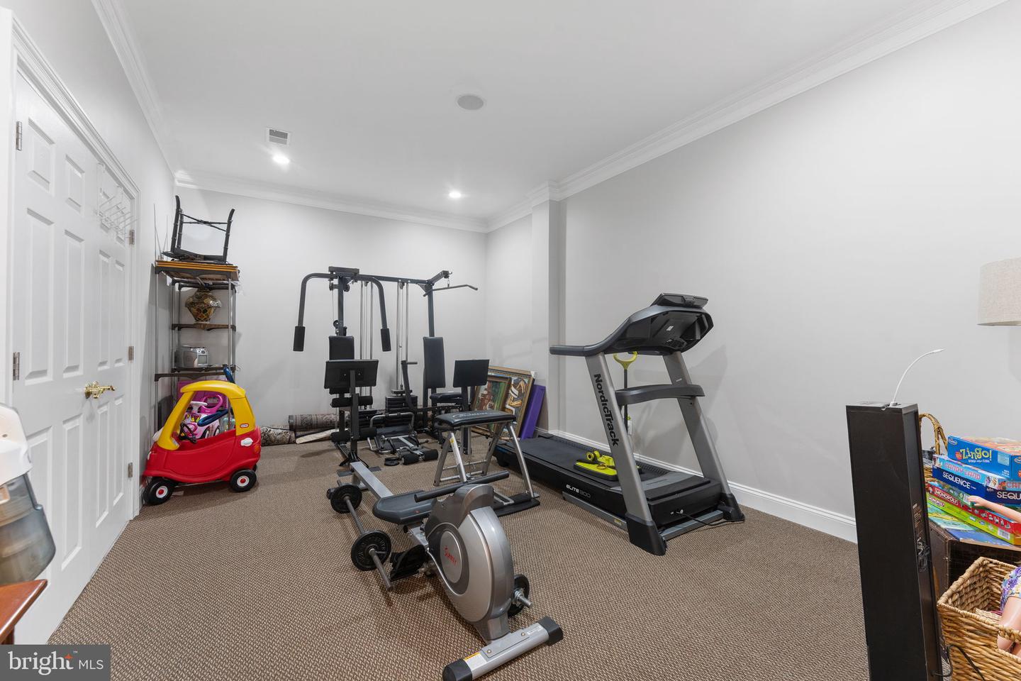 627 WALKER RD, GREAT FALLS, Virginia 22066, 6 Bedrooms Bedrooms, ,6 BathroomsBathrooms,Residential,For sale,627 WALKER RD,VAFX2278980 MLS # VAFX2278980 627 WALKER RD, GREAT FALLS, Virginia 22066, 6 Bedrooms Bedrooms, ,6 BathroomsBathrooms,Residential,For sale,627 WALKER RD,VAFX2278980 MLS # VAFX2278980