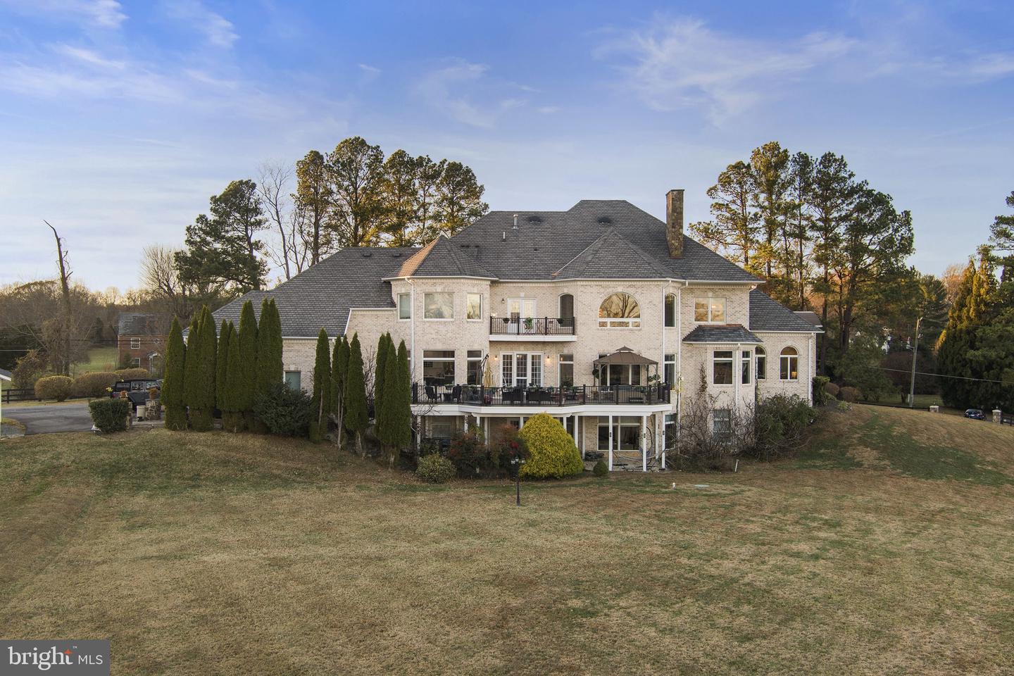 627 WALKER RD, GREAT FALLS, Virginia 22066, 6 Bedrooms Bedrooms, ,6 BathroomsBathrooms,Residential,For sale,627 WALKER RD,VAFX2278980 MLS # VAFX2278980 627 WALKER RD, GREAT FALLS, Virginia 22066, 6 Bedrooms Bedrooms, ,6 BathroomsBathrooms,Residential,For sale,627 WALKER RD,VAFX2278980 MLS # VAFX2278980