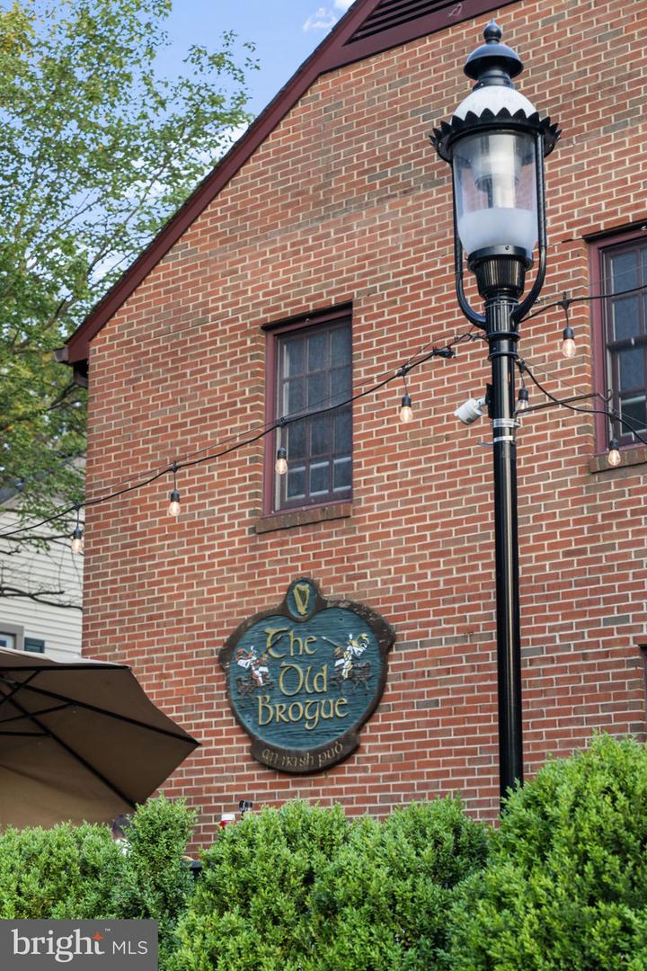 627 WALKER RD, GREAT FALLS, Virginia 22066, 6 Bedrooms Bedrooms, ,6 BathroomsBathrooms,Residential,For sale,627 WALKER RD,VAFX2278980 MLS # VAFX2278980 627 WALKER RD, GREAT FALLS, Virginia 22066, 6 Bedrooms Bedrooms, ,6 BathroomsBathrooms,Residential,For sale,627 WALKER RD,VAFX2278980 MLS # VAFX2278980