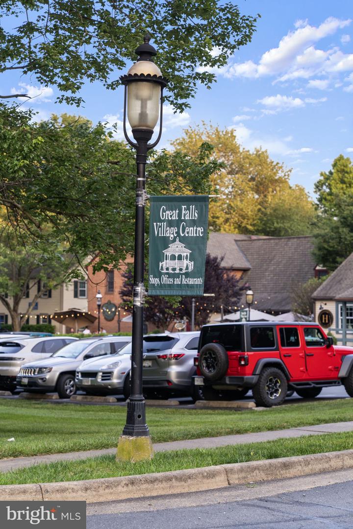 627 WALKER RD, GREAT FALLS, Virginia 22066, 6 Bedrooms Bedrooms, ,6 BathroomsBathrooms,Residential,For sale,627 WALKER RD,VAFX2278980 MLS # VAFX2278980 627 WALKER RD, GREAT FALLS, Virginia 22066, 6 Bedrooms Bedrooms, ,6 BathroomsBathrooms,Residential,For sale,627 WALKER RD,VAFX2278980 MLS # VAFX2278980