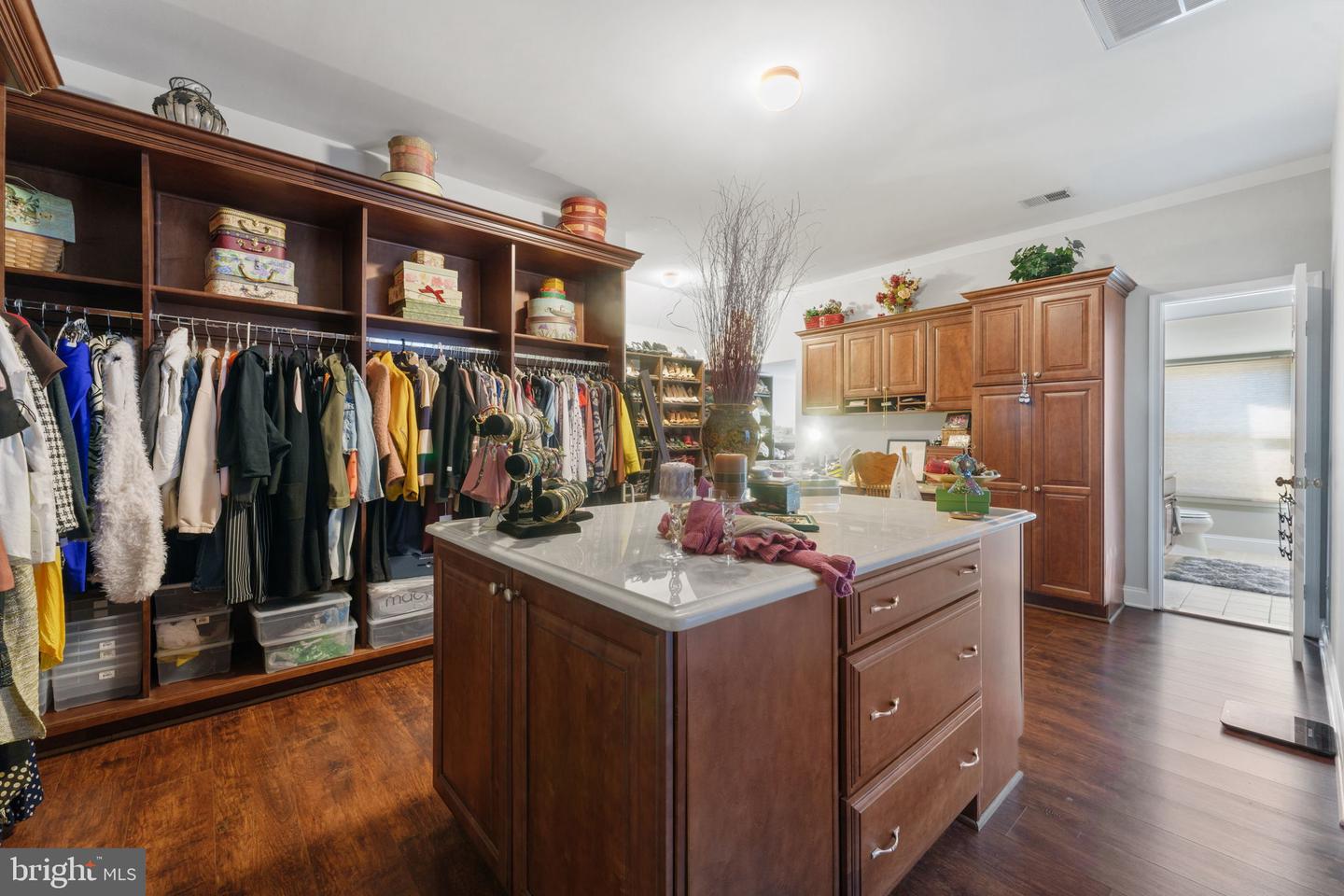 627 WALKER RD, GREAT FALLS, Virginia 22066, 6 Bedrooms Bedrooms, ,6 BathroomsBathrooms,Residential,For sale,627 WALKER RD,VAFX2278980 MLS # VAFX2278980 627 WALKER RD, GREAT FALLS, Virginia 22066, 6 Bedrooms Bedrooms, ,6 BathroomsBathrooms,Residential,For sale,627 WALKER RD,VAFX2278980 MLS # VAFX2278980