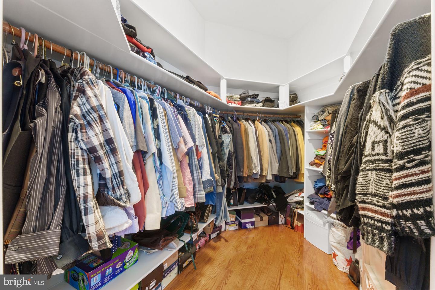 627 WALKER RD, GREAT FALLS, Virginia 22066, 6 Bedrooms Bedrooms, ,6 BathroomsBathrooms,Residential,For sale,627 WALKER RD,VAFX2278980 MLS # VAFX2278980 627 WALKER RD, GREAT FALLS, Virginia 22066, 6 Bedrooms Bedrooms, ,6 BathroomsBathrooms,Residential,For sale,627 WALKER RD,VAFX2278980 MLS # VAFX2278980