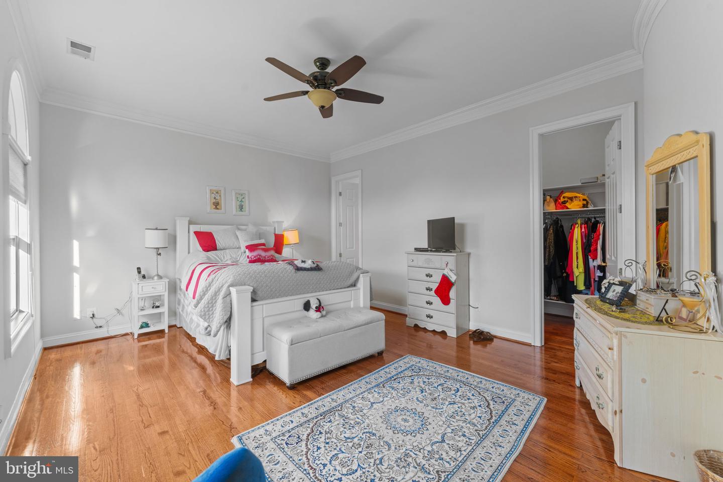 627 WALKER RD, GREAT FALLS, Virginia 22066, 6 Bedrooms Bedrooms, ,6 BathroomsBathrooms,Residential,For sale,627 WALKER RD,VAFX2278980 MLS # VAFX2278980 627 WALKER RD, GREAT FALLS, Virginia 22066, 6 Bedrooms Bedrooms, ,6 BathroomsBathrooms,Residential,For sale,627 WALKER RD,VAFX2278980 MLS # VAFX2278980