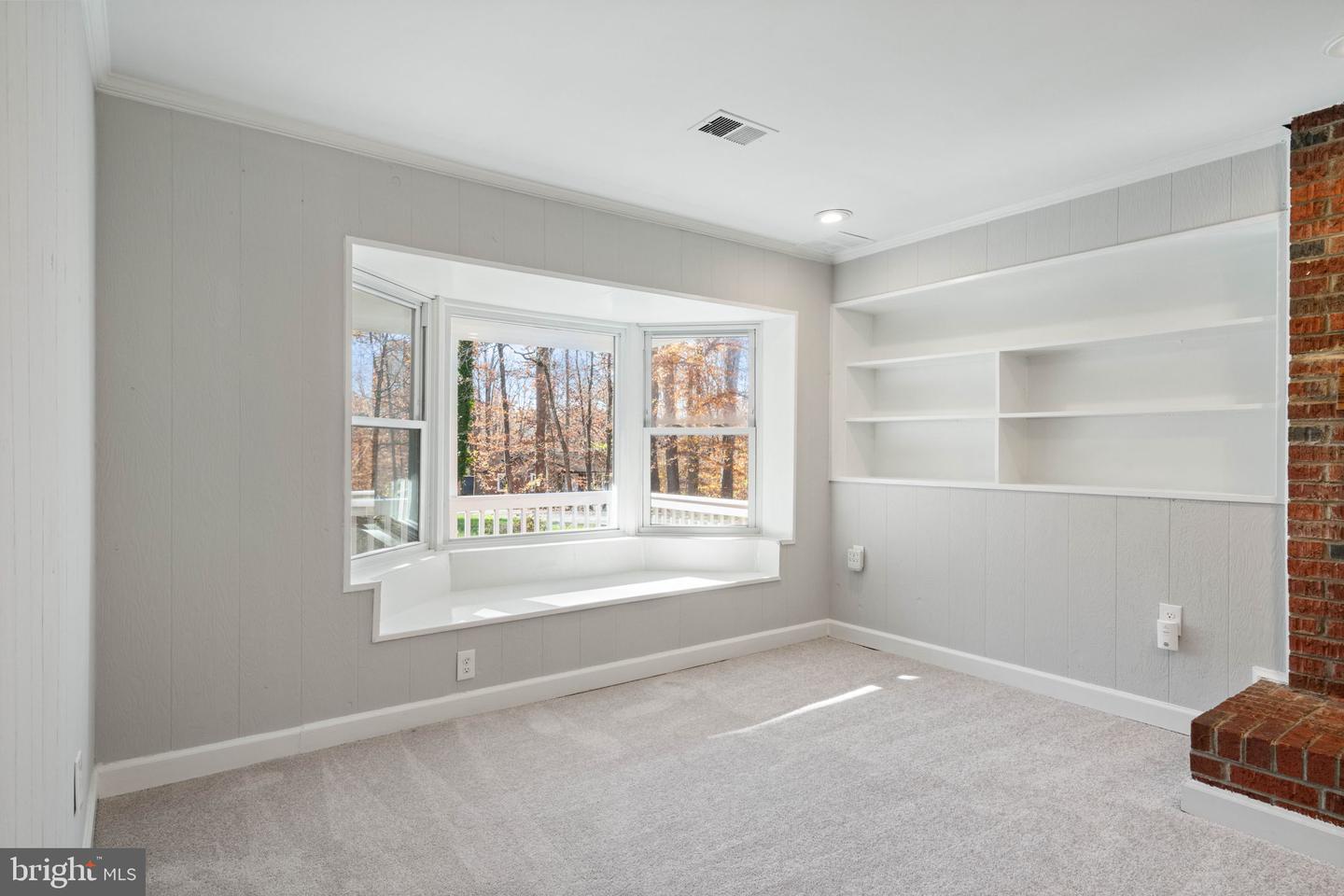 11106 LAKE JACKSON DR, MANASSAS, Virginia 20111, 4 Bedrooms Bedrooms, ,1 BathroomBathrooms,Residential,For sale,11106 LAKE JACKSON DR,VAPW2107732 MLS # VAPW2107732