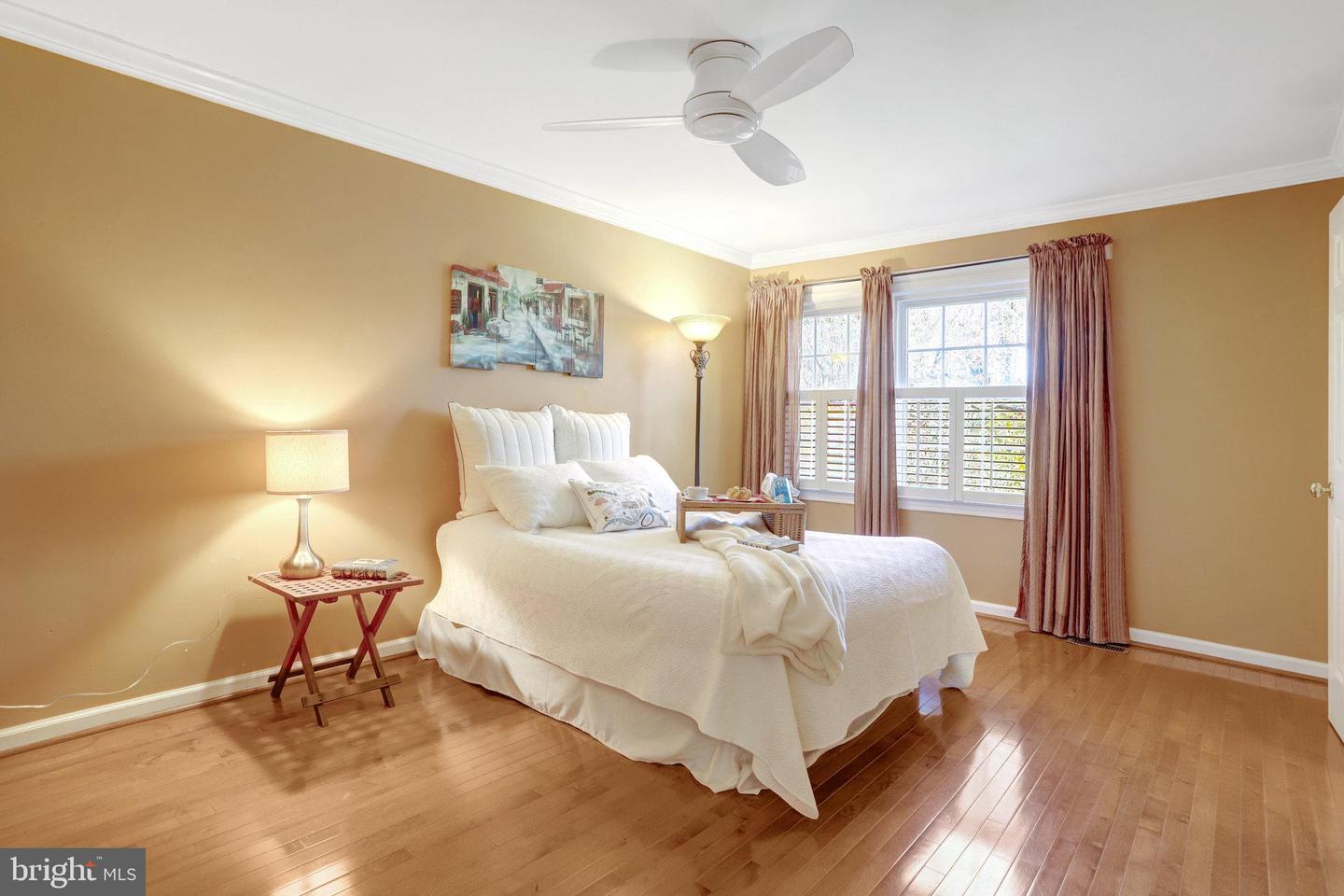 6122 OLD BRENTFORD CT, ALEXANDRIA, Virginia 22310, 3 Bedrooms Bedrooms, ,3 BathroomsBathrooms,Residential,For sale,6122 OLD BRENTFORD CT,VAFX2279114 MLS # VAFX2279114