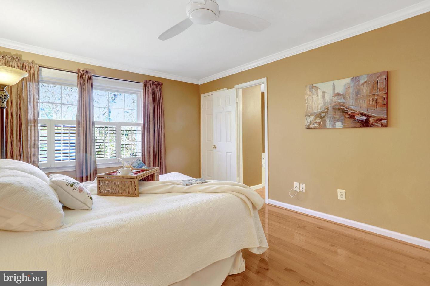 6122 OLD BRENTFORD CT, ALEXANDRIA, Virginia 22310, 3 Bedrooms Bedrooms, ,3 BathroomsBathrooms,Residential,For sale,6122 OLD BRENTFORD CT,VAFX2279114 MLS # VAFX2279114