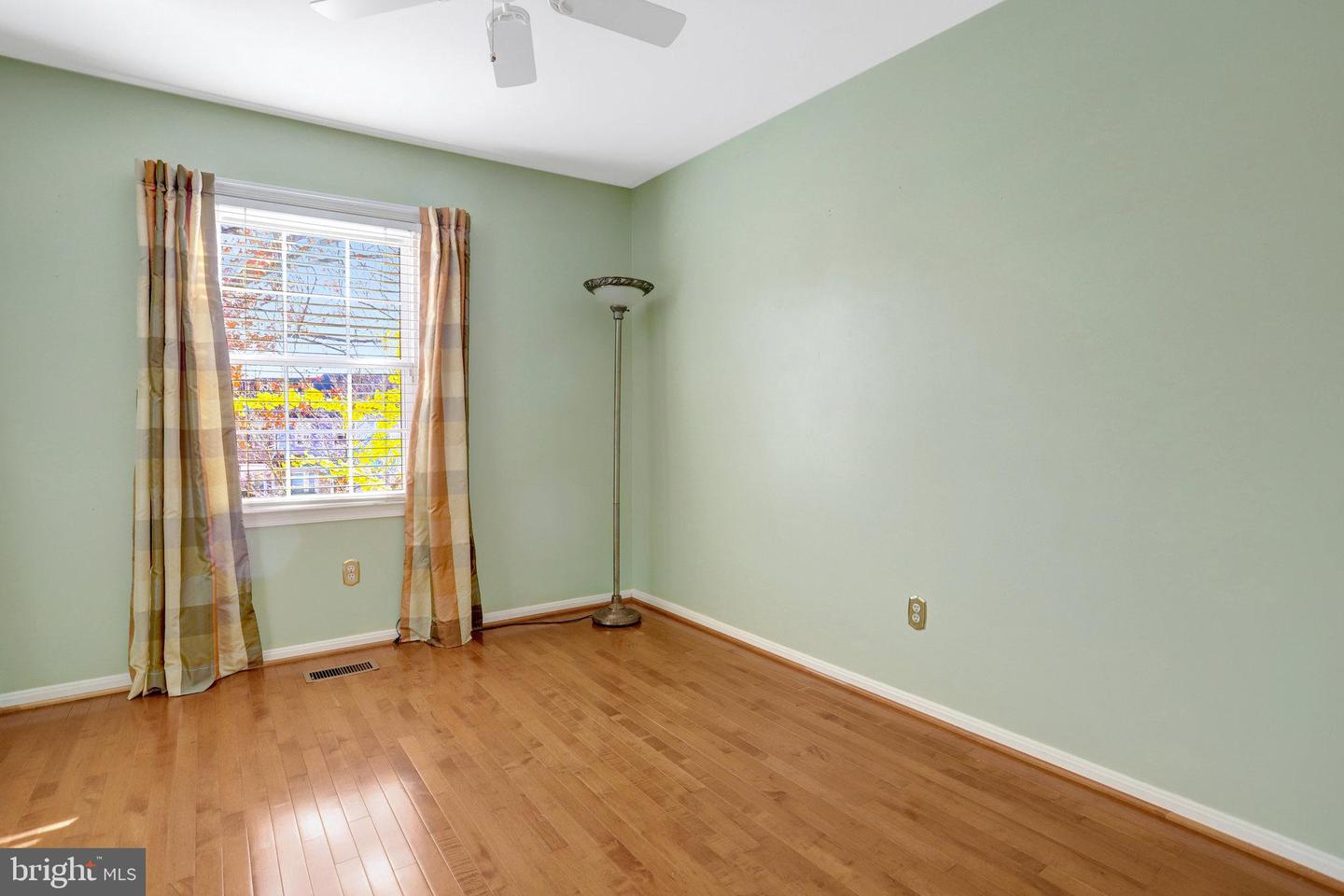 6122 OLD BRENTFORD CT, ALEXANDRIA, Virginia 22310, 3 Bedrooms Bedrooms, ,3 BathroomsBathrooms,Residential,For sale,6122 OLD BRENTFORD CT,VAFX2279114 MLS # VAFX2279114