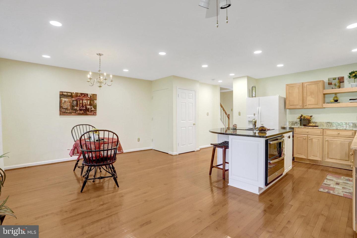 6122 OLD BRENTFORD CT, ALEXANDRIA, Virginia 22310, 3 Bedrooms Bedrooms, ,3 BathroomsBathrooms,Residential,For sale,6122 OLD BRENTFORD CT,VAFX2279114 MLS # VAFX2279114