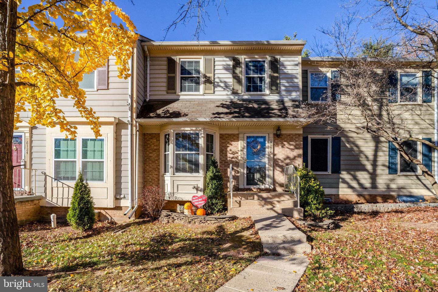 6122 OLD BRENTFORD CT, ALEXANDRIA, Virginia 22310, 3 Bedrooms Bedrooms, ,3 BathroomsBathrooms,Residential,For sale,6122 OLD BRENTFORD CT,VAFX2279114 MLS # VAFX2279114