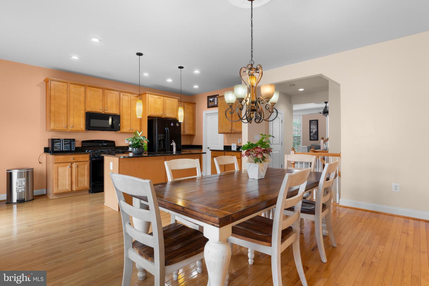 15908 MACKENZIE MANOR DR, HAYMARKET, Virginia 20169, 3 Bedrooms Bedrooms, 6 Rooms Rooms,2 BathroomsBathrooms,Residential,For sale,15908 MACKENZIE MANOR DR,VAPW2107804 MLS # VAPW2107804 15908 MACKENZIE MANOR DR, HAYMARKET, Virginia 20169, 3 Bedrooms Bedrooms, 6 Rooms Rooms,2 BathroomsBathrooms,Residential,For sale,15908 MACKENZIE MANOR DR,VAPW2107804 MLS # VAPW2107804