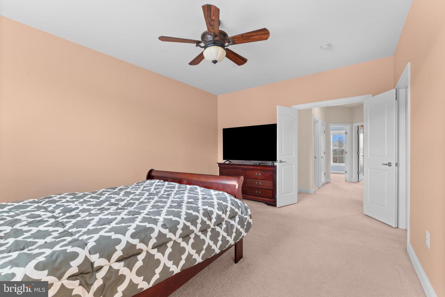 15908 MACKENZIE MANOR DR, HAYMARKET, Virginia 20169, 3 Bedrooms Bedrooms, 6 Rooms Rooms,2 BathroomsBathrooms,Residential,For sale,15908 MACKENZIE MANOR DR,VAPW2107804 MLS # VAPW2107804 15908 MACKENZIE MANOR DR, HAYMARKET, Virginia 20169, 3 Bedrooms Bedrooms, 6 Rooms Rooms,2 BathroomsBathrooms,Residential,For sale,15908 MACKENZIE MANOR DR,VAPW2107804 MLS # VAPW2107804