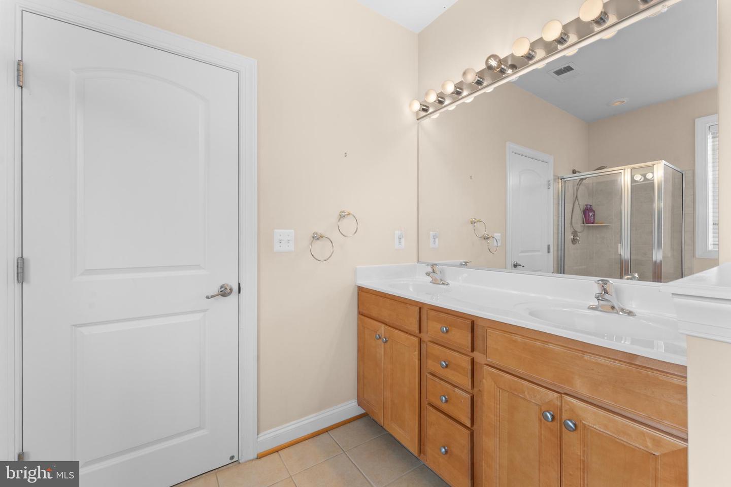 15908 MACKENZIE MANOR DR, HAYMARKET, Virginia 20169, 3 Bedrooms Bedrooms, 6 Rooms Rooms,2 BathroomsBathrooms,Residential,For sale,15908 MACKENZIE MANOR DR,VAPW2107804 MLS # VAPW2107804 15908 MACKENZIE MANOR DR, HAYMARKET, Virginia 20169, 3 Bedrooms Bedrooms, 6 Rooms Rooms,2 BathroomsBathrooms,Residential,For sale,15908 MACKENZIE MANOR DR,VAPW2107804 MLS # VAPW2107804