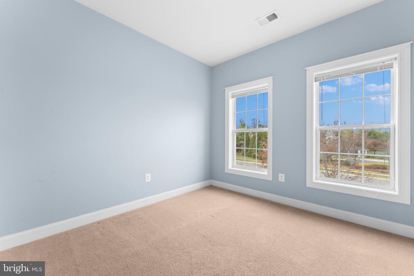 15908 MACKENZIE MANOR DR, HAYMARKET, Virginia 20169, 3 Bedrooms Bedrooms, 6 Rooms Rooms,2 BathroomsBathrooms,Residential,For sale,15908 MACKENZIE MANOR DR,VAPW2107804 MLS # VAPW2107804 15908 MACKENZIE MANOR DR, HAYMARKET, Virginia 20169, 3 Bedrooms Bedrooms, 6 Rooms Rooms,2 BathroomsBathrooms,Residential,For sale,15908 MACKENZIE MANOR DR,VAPW2107804 MLS # VAPW2107804