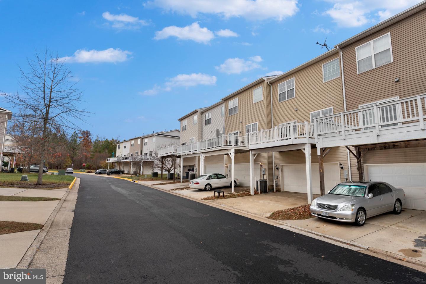 15908 MACKENZIE MANOR DR, HAYMARKET, Virginia 20169, 3 Bedrooms Bedrooms, 6 Rooms Rooms,2 BathroomsBathrooms,Residential,For sale,15908 MACKENZIE MANOR DR,VAPW2107804 MLS # VAPW2107804 15908 MACKENZIE MANOR DR, HAYMARKET, Virginia 20169, 3 Bedrooms Bedrooms, 6 Rooms Rooms,2 BathroomsBathrooms,Residential,For sale,15908 MACKENZIE MANOR DR,VAPW2107804 MLS # VAPW2107804