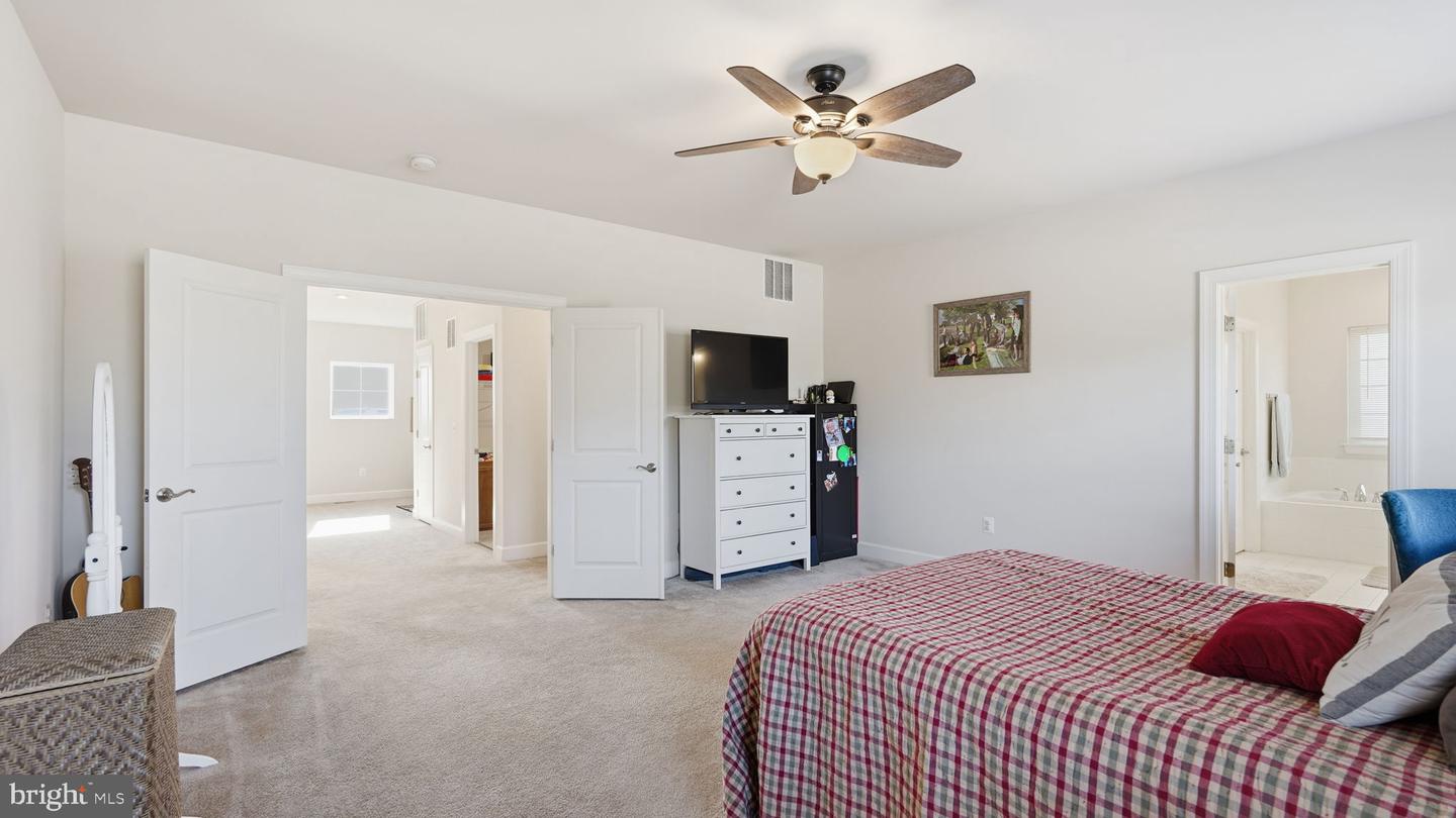 508 CRAB APPLE DR, STAFFORD, Virginia 22554, 5 Bedrooms Bedrooms, ,4 BathroomsBathrooms,Residential,For sale,508 CRAB APPLE DR,VAST2044248 MLS # VAST2044248