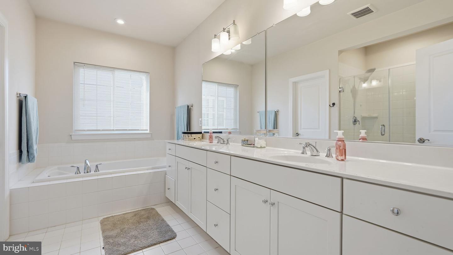 508 CRAB APPLE DR, STAFFORD, Virginia 22554, 5 Bedrooms Bedrooms, ,4 BathroomsBathrooms,Residential,For sale,508 CRAB APPLE DR,VAST2044248 MLS # VAST2044248