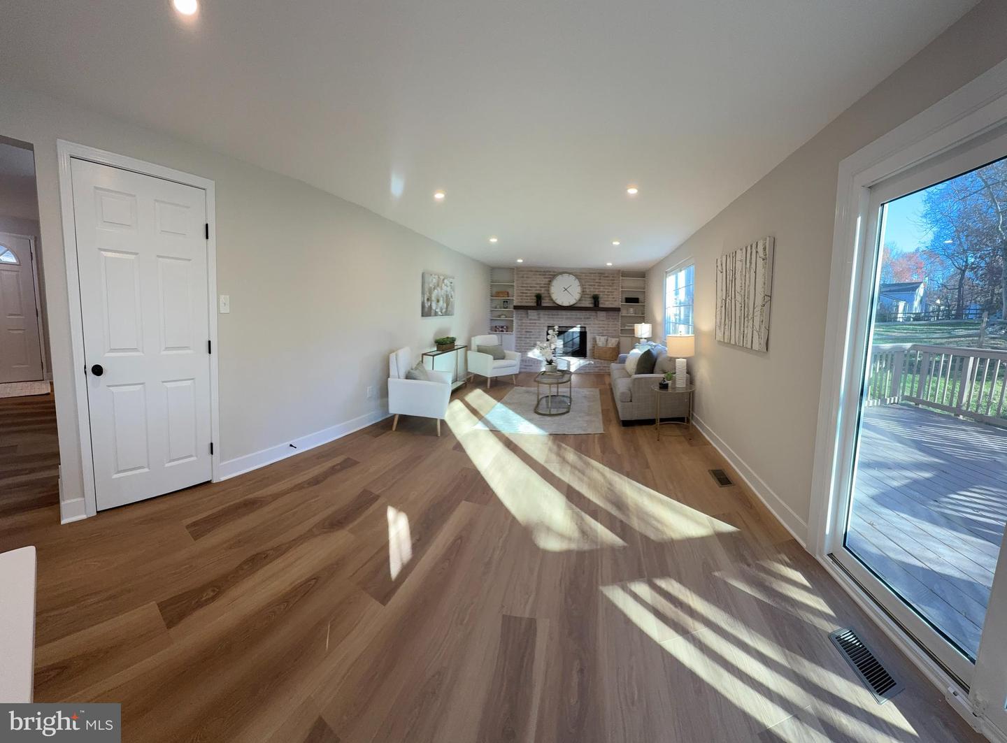 8375 MAGIC LEAF RD, SPRINGFIELD, Virginia 22153, 4 Bedrooms Bedrooms, ,2 BathroomsBathrooms,Residential,For sale,8375 MAGIC LEAF RD,VAFX2279296 MLS # VAFX2279296