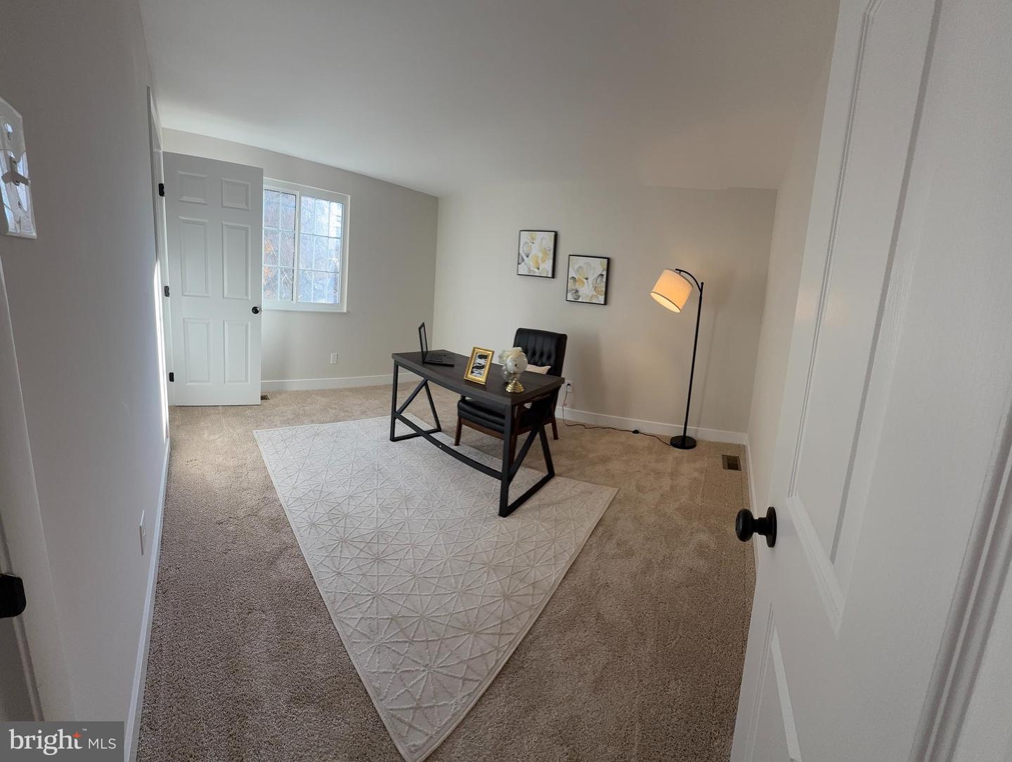 8375 MAGIC LEAF RD, SPRINGFIELD, Virginia 22153, 4 Bedrooms Bedrooms, ,2 BathroomsBathrooms,Residential,For sale,8375 MAGIC LEAF RD,VAFX2279296 MLS # VAFX2279296