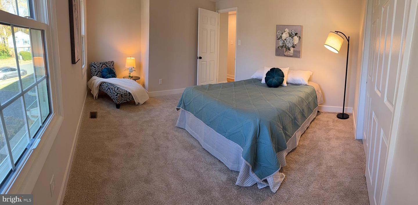 8375 MAGIC LEAF RD, SPRINGFIELD, Virginia 22153, 4 Bedrooms Bedrooms, ,2 BathroomsBathrooms,Residential,For sale,8375 MAGIC LEAF RD,VAFX2279296 MLS # VAFX2279296