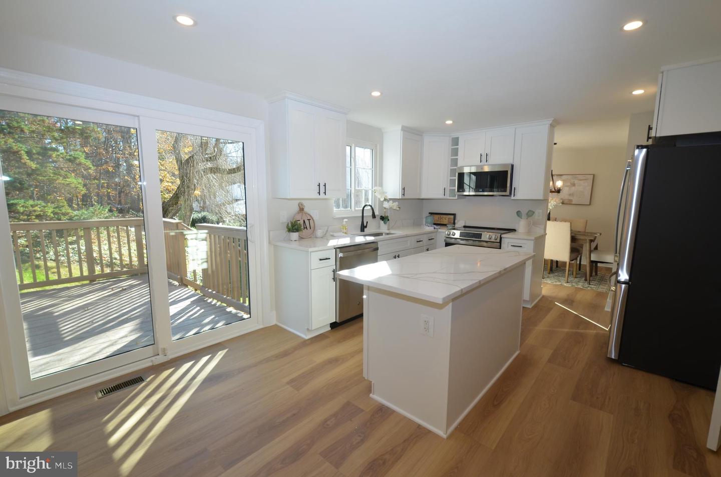 8375 MAGIC LEAF RD, SPRINGFIELD, Virginia 22153, 4 Bedrooms Bedrooms, ,2 BathroomsBathrooms,Residential,For sale,8375 MAGIC LEAF RD,VAFX2279296 MLS # VAFX2279296