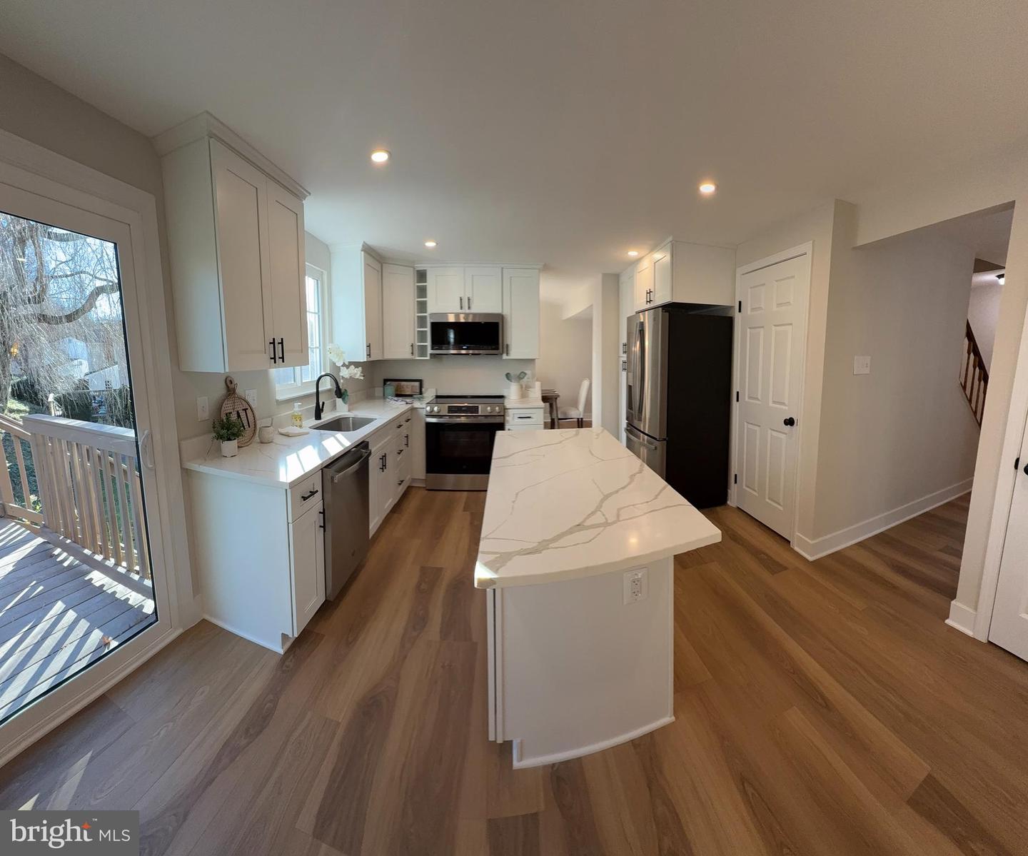 8375 MAGIC LEAF RD, SPRINGFIELD, Virginia 22153, 4 Bedrooms Bedrooms, ,2 BathroomsBathrooms,Residential,For sale,8375 MAGIC LEAF RD,VAFX2279296 MLS # VAFX2279296