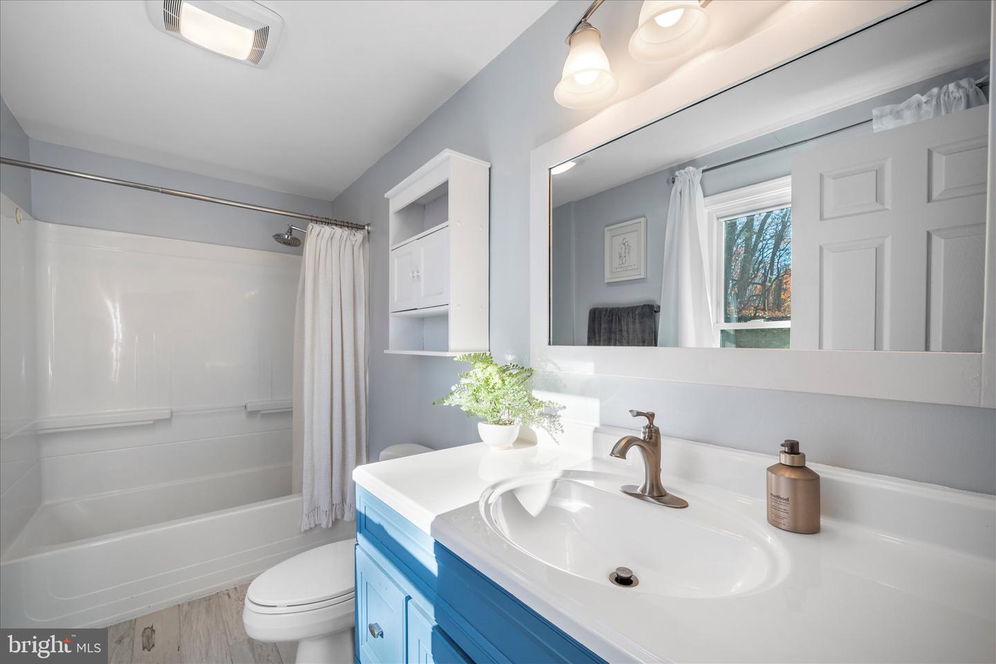 2400 YOUNGS DR, HAYMARKET, Virginia 20169, 3 Bedrooms Bedrooms, ,2 BathroomsBathrooms,Residential,For sale,2400 YOUNGS DR,VAPW2107926 MLS # VAPW2107926