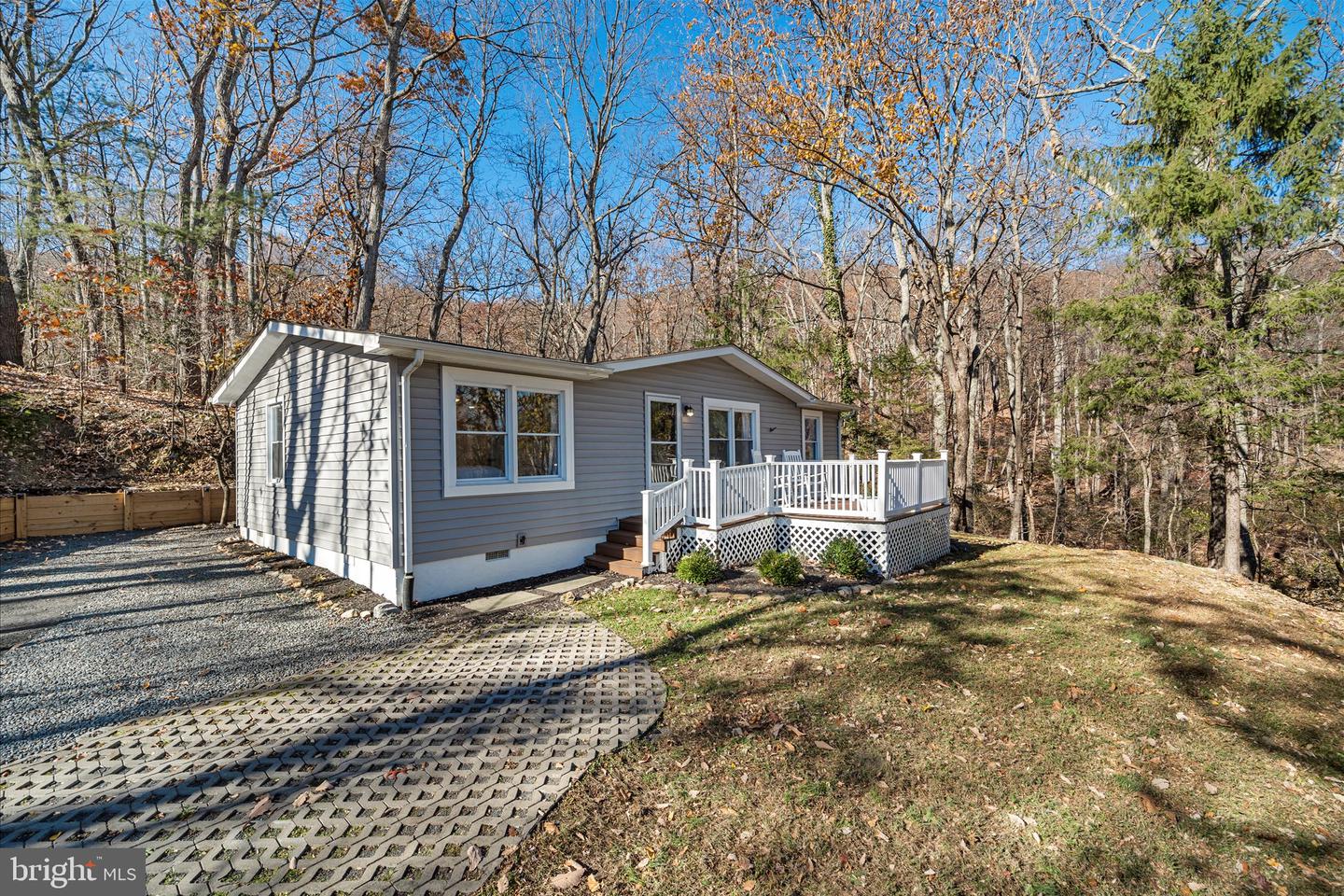 2400 YOUNGS DR, HAYMARKET, Virginia 20169, 3 Bedrooms Bedrooms, ,2 BathroomsBathrooms,Residential,For sale,2400 YOUNGS DR,VAPW2107926 MLS # VAPW2107926