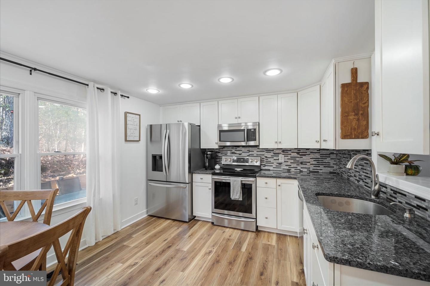 2400 YOUNGS DR, HAYMARKET, Virginia 20169, 3 Bedrooms Bedrooms, ,2 BathroomsBathrooms,Residential,For sale,2400 YOUNGS DR,VAPW2107926 MLS # VAPW2107926