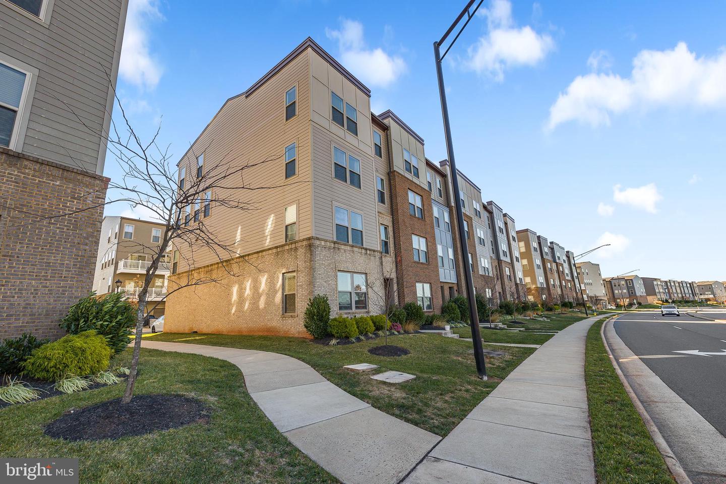 10436 RATCLIFFE TRL, MANASSAS, Virginia 20110, 3 Bedrooms Bedrooms, ,2 BathroomsBathrooms,Residential,For sale,10436 RATCLIFFE TRL,VAMN2009710 MLS # VAMN2009710