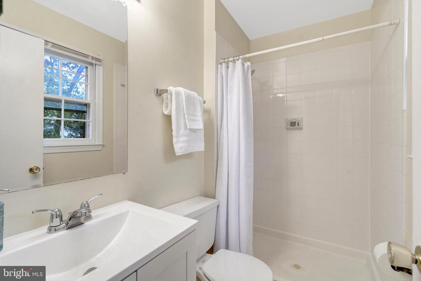 7219 BONA VISTA CT, SPRINGFIELD, Virginia 22150, 3 Bedrooms Bedrooms, ,2 BathroomsBathrooms,Residential,For sale,7219 BONA VISTA CT,VAFX2279374 MLS # VAFX2279374