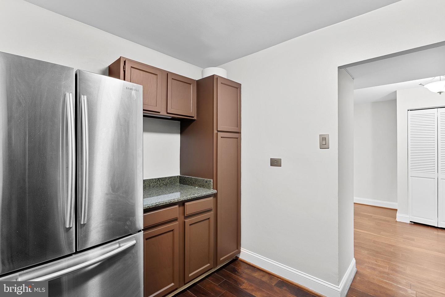 5340 HOLMES RUN PKWY #107, ALEXANDRIA, Virginia 22304, 2 Bedrooms Bedrooms, ,1 BathroomBathrooms,Residential,For sale,5340 HOLMES RUN PKWY #107,VAAX2051872 MLS # VAAX2051872