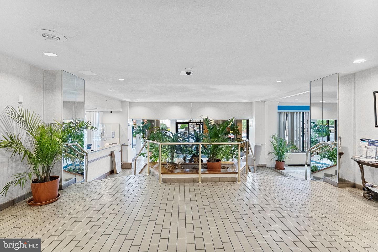 5340 HOLMES RUN PKWY #107, ALEXANDRIA, Virginia 22304, 2 Bedrooms Bedrooms, ,1 BathroomBathrooms,Residential,For sale,5340 HOLMES RUN PKWY #107,VAAX2051872 MLS # VAAX2051872