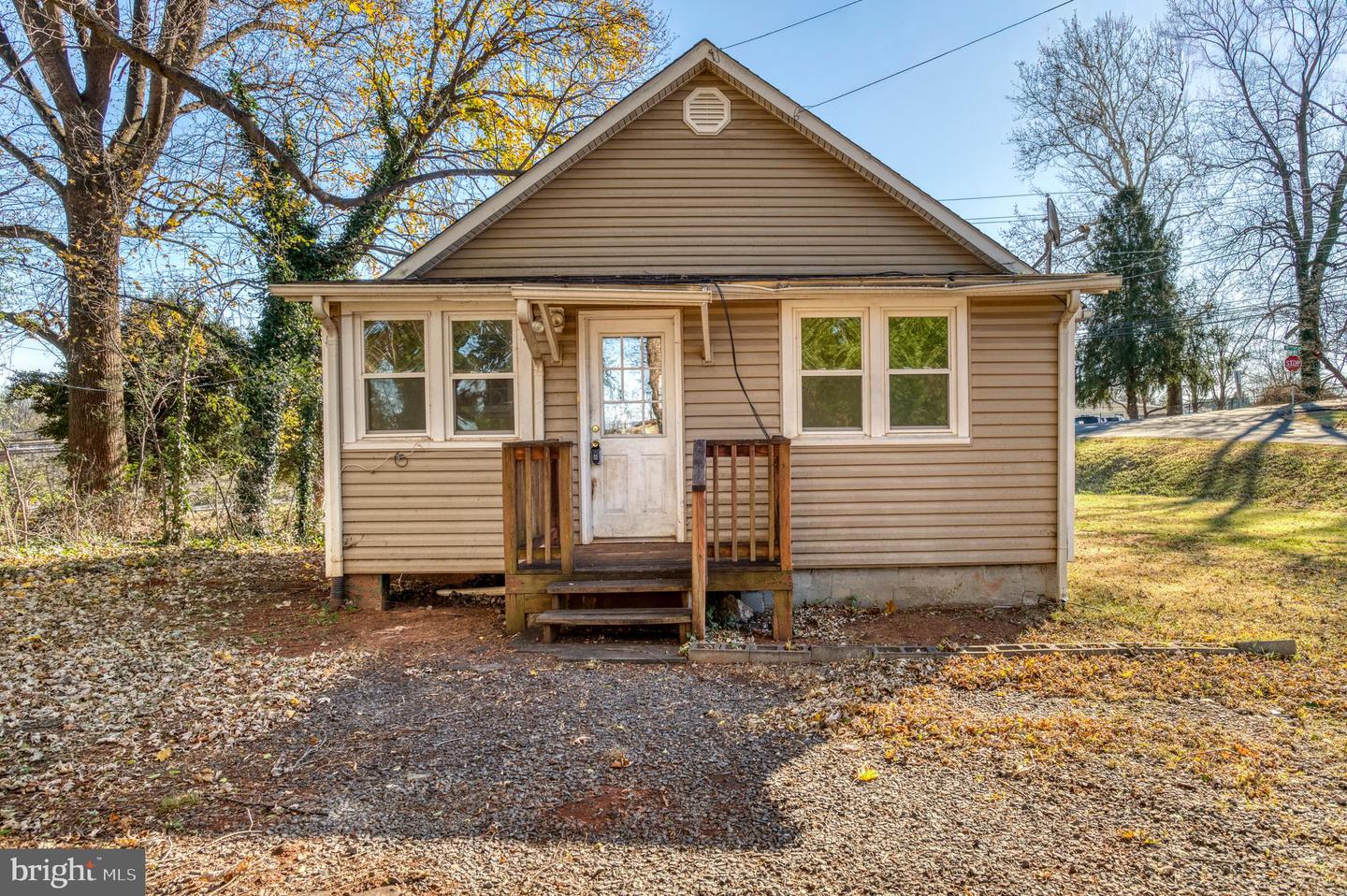 1622 ORANGE RD, CULPEPER, Virginia 22701, 2 Bedrooms Bedrooms, ,2 BathroomsBathrooms,Residential,For sale,1622 ORANGE RD,VACU2012104 MLS # VACU2012104