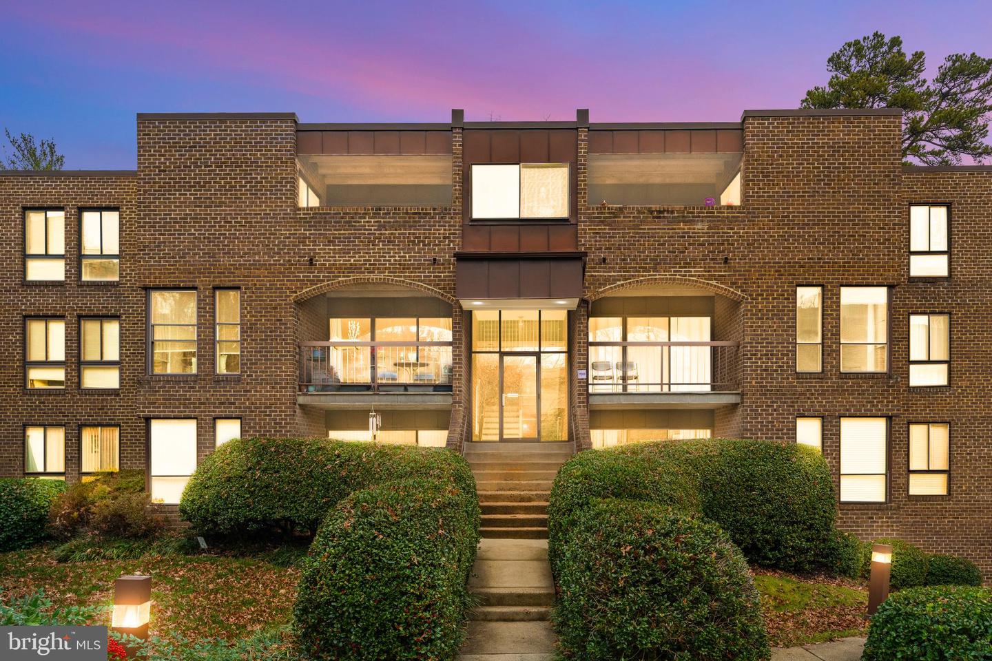 11200 CHESTNUT GROVE SQ #203, RESTON, Virginia 20190, 3 Bedrooms Bedrooms, ,1 BathroomBathrooms,Residential,For sale,11200 CHESTNUT GROVE SQ #203,VAFX2279548 MLS # VAFX2279548