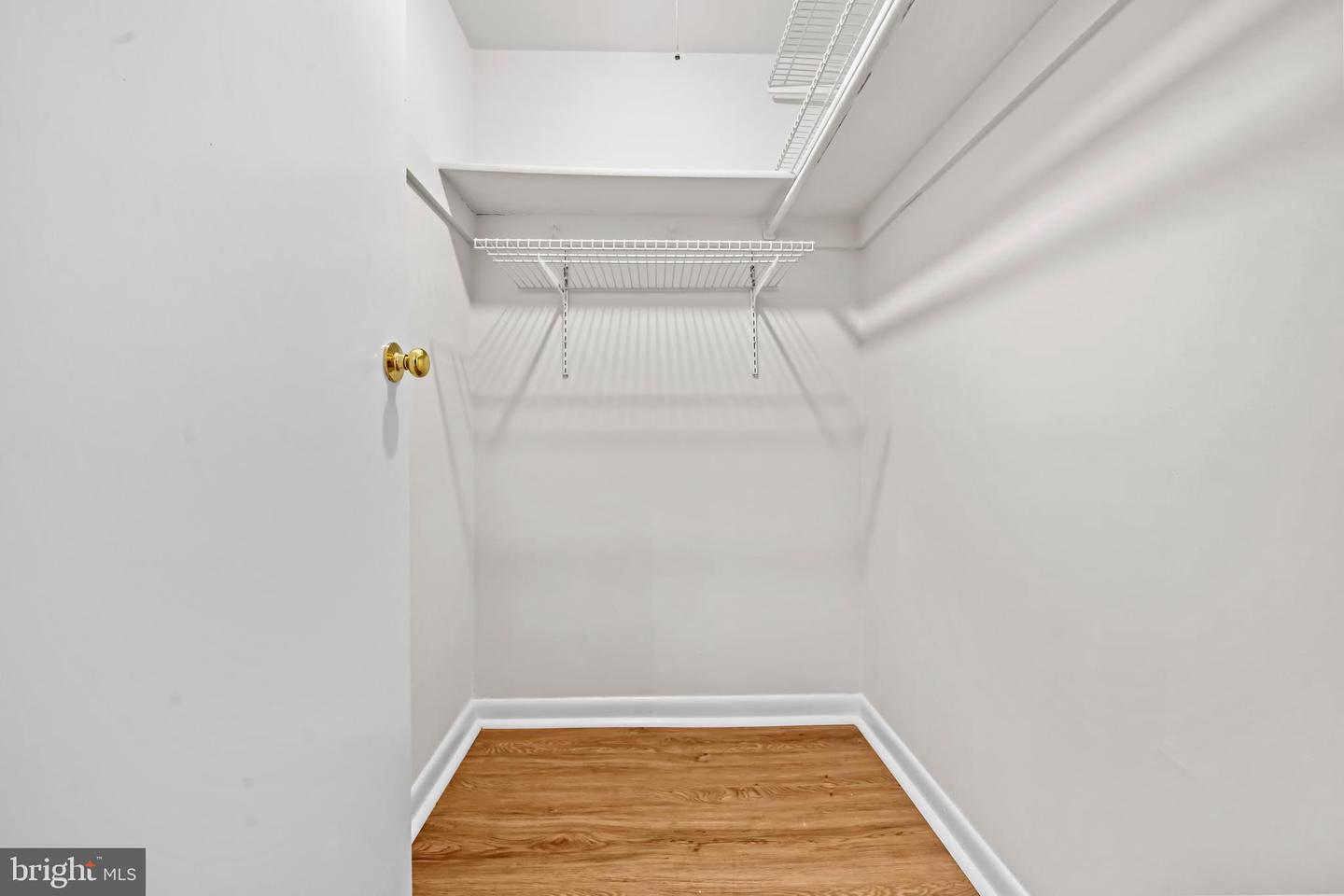 11200 CHESTNUT GROVE SQ #203, RESTON, Virginia 20190, 3 Bedrooms Bedrooms, ,1 BathroomBathrooms,Residential,For sale,11200 CHESTNUT GROVE SQ #203,VAFX2279548 MLS # VAFX2279548