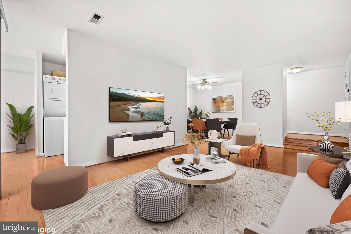 11200 CHESTNUT GROVE SQ #203, RESTON, Virginia 20190, 3 Bedrooms Bedrooms, ,1 BathroomBathrooms,Residential,For sale,11200 CHESTNUT GROVE SQ #203,VAFX2279548 MLS # VAFX2279548