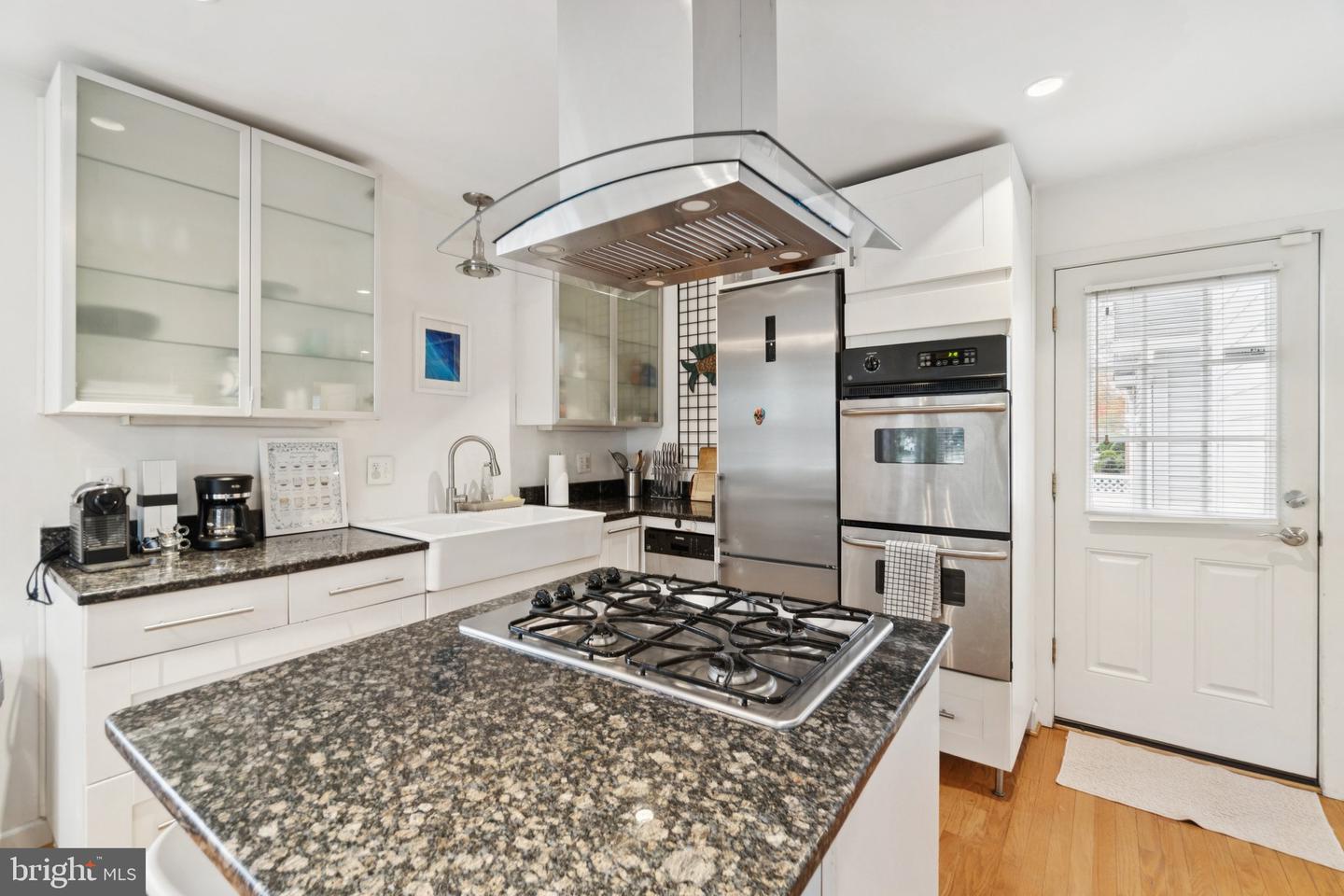 5300 WILSON BLVD, ARLINGTON, Virginia 22205, 2 Bedrooms Bedrooms, ,3 BathroomsBathrooms,Residential,For sale,5300 WILSON BLVD,VAAR2066110 MLS # VAAR2066110