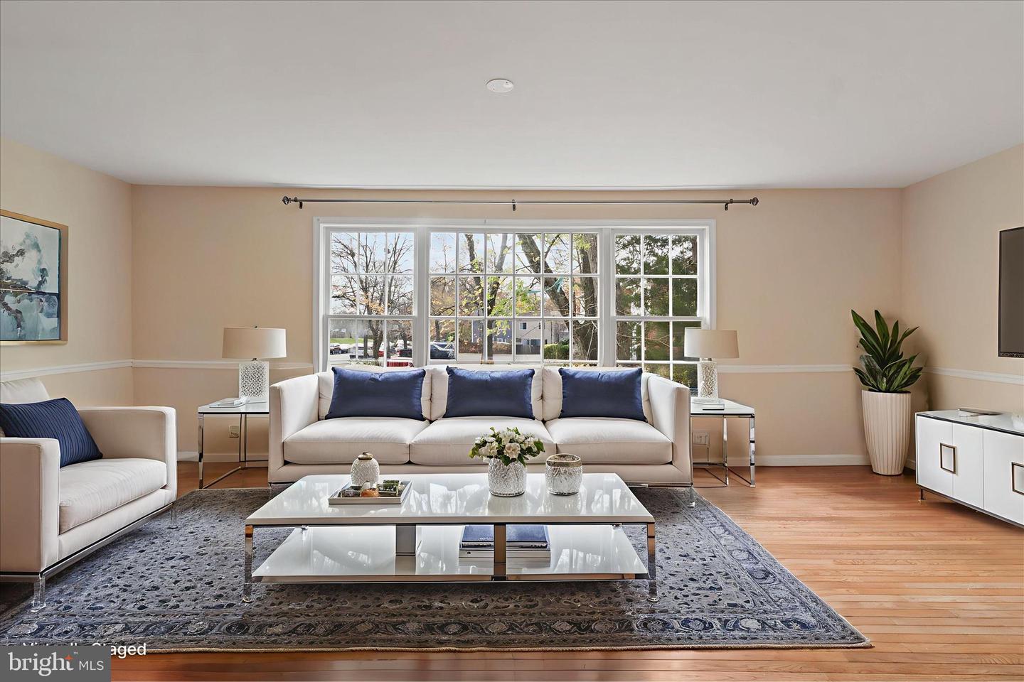 8180 FERNLAKE CT, ALEXANDRIA, Virginia 22309, 4 Bedrooms Bedrooms, ,3 BathroomsBathrooms,Residential,For sale,8180 FERNLAKE CT,VAFX2279320 MLS # VAFX2279320