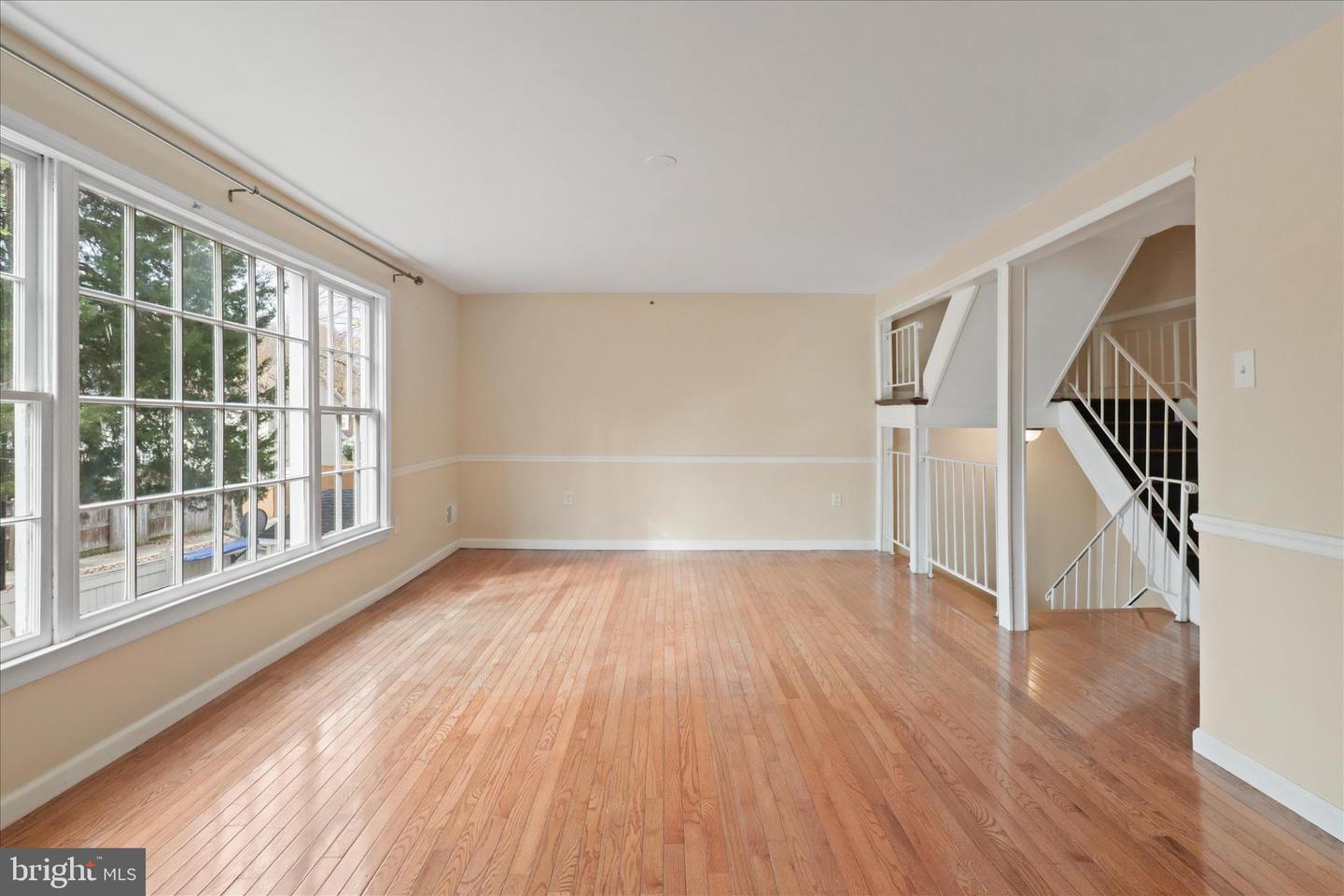 8180 FERNLAKE CT, ALEXANDRIA, Virginia 22309, 4 Bedrooms Bedrooms, ,3 BathroomsBathrooms,Residential,For sale,8180 FERNLAKE CT,VAFX2279320 MLS # VAFX2279320